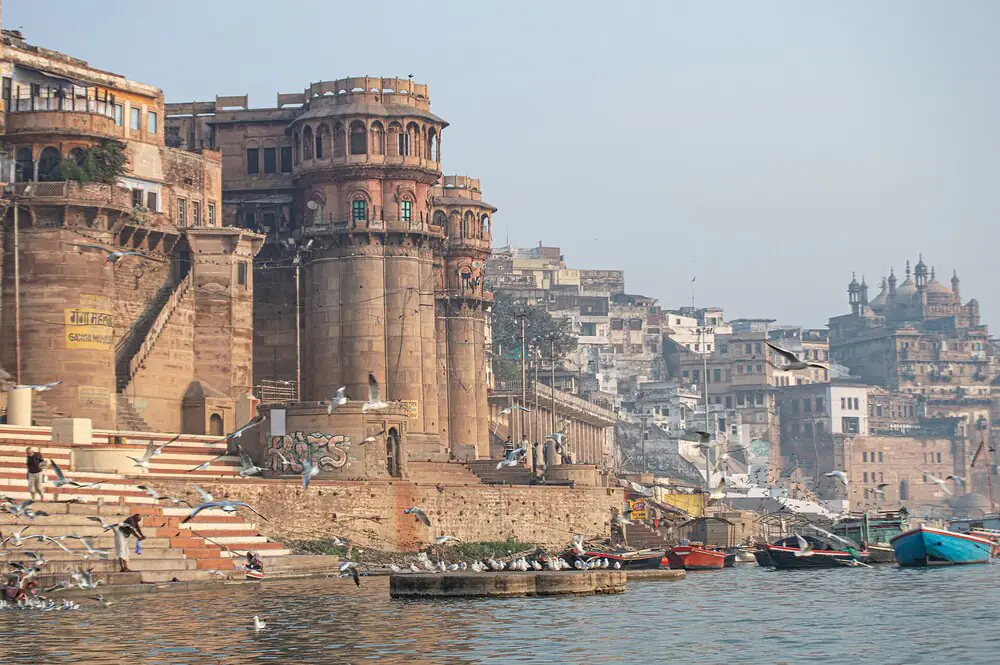 The ghats at first light, Uttar Pradesh